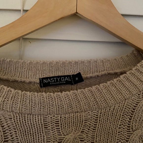 Lovely and light cropped sweater - Picture 2 of 3